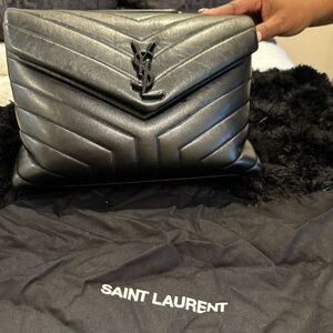 100% authentic loulou medium ysl shoulder bag in quilted leather